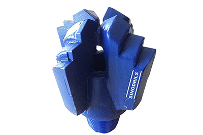 Step Drag Bits