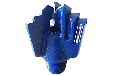 Step Drag Bits